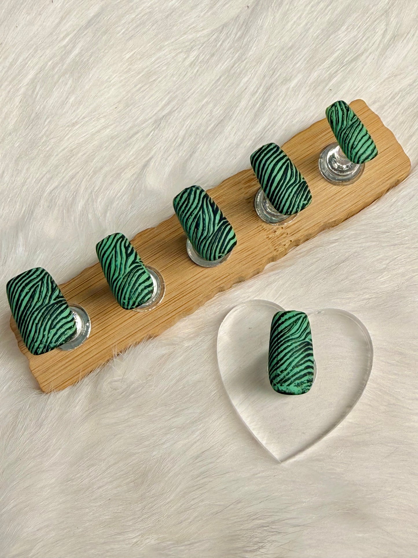 Press Ons, Size Large