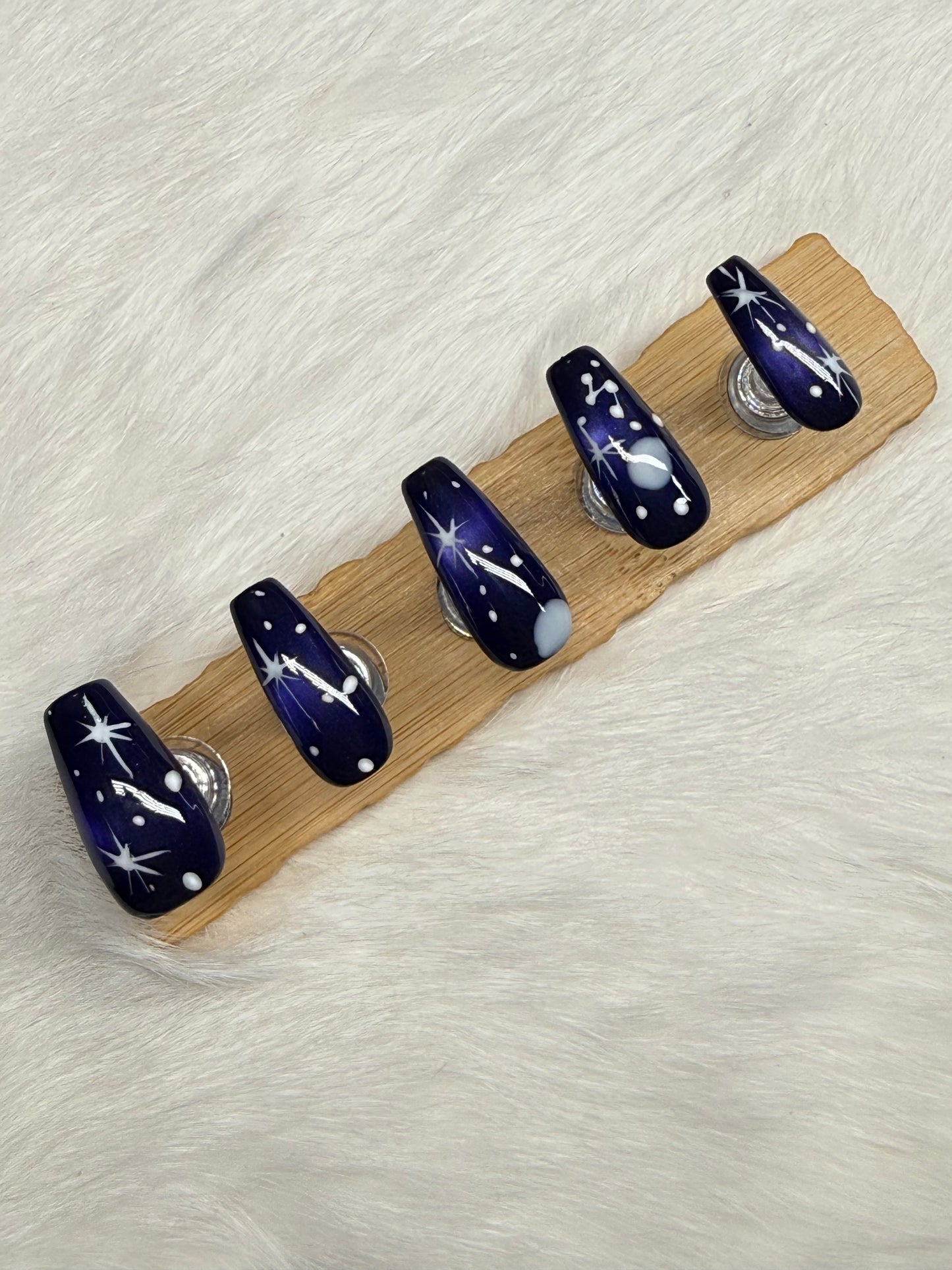 Press Ons, Size Medium