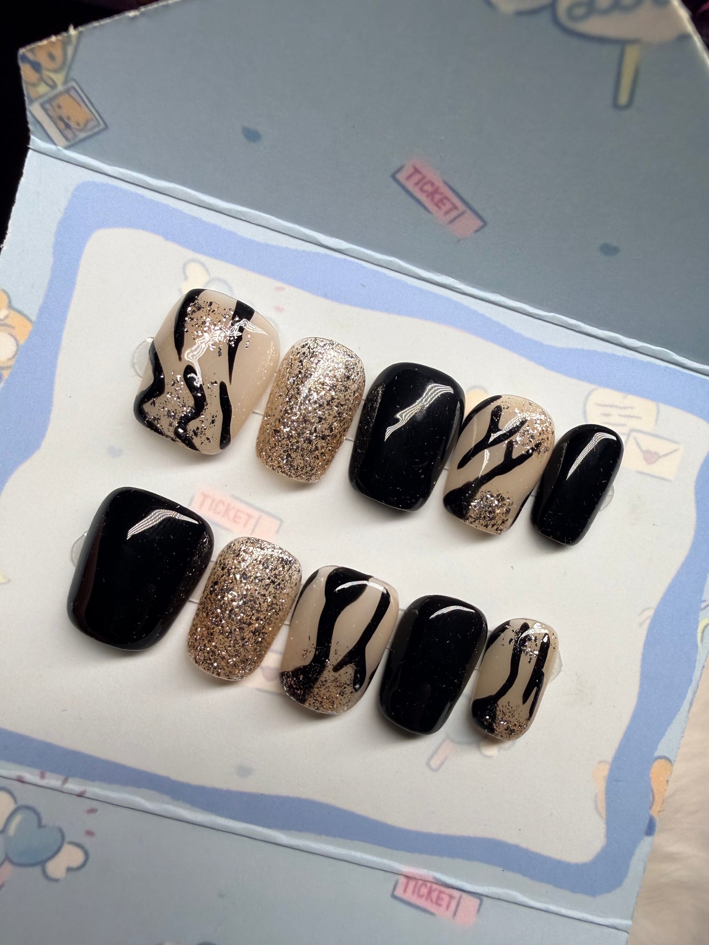 Press Ons, Size Large